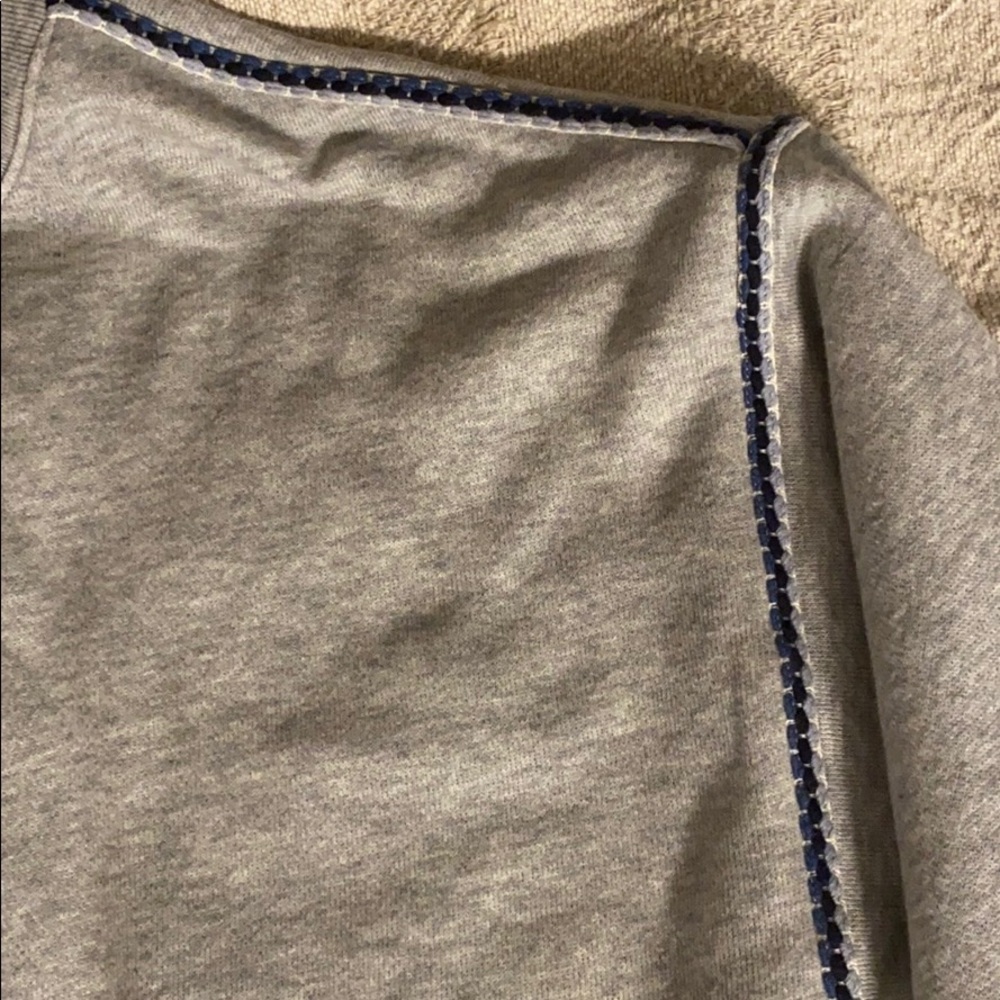Sweatshirt - Picture 4 of 4
